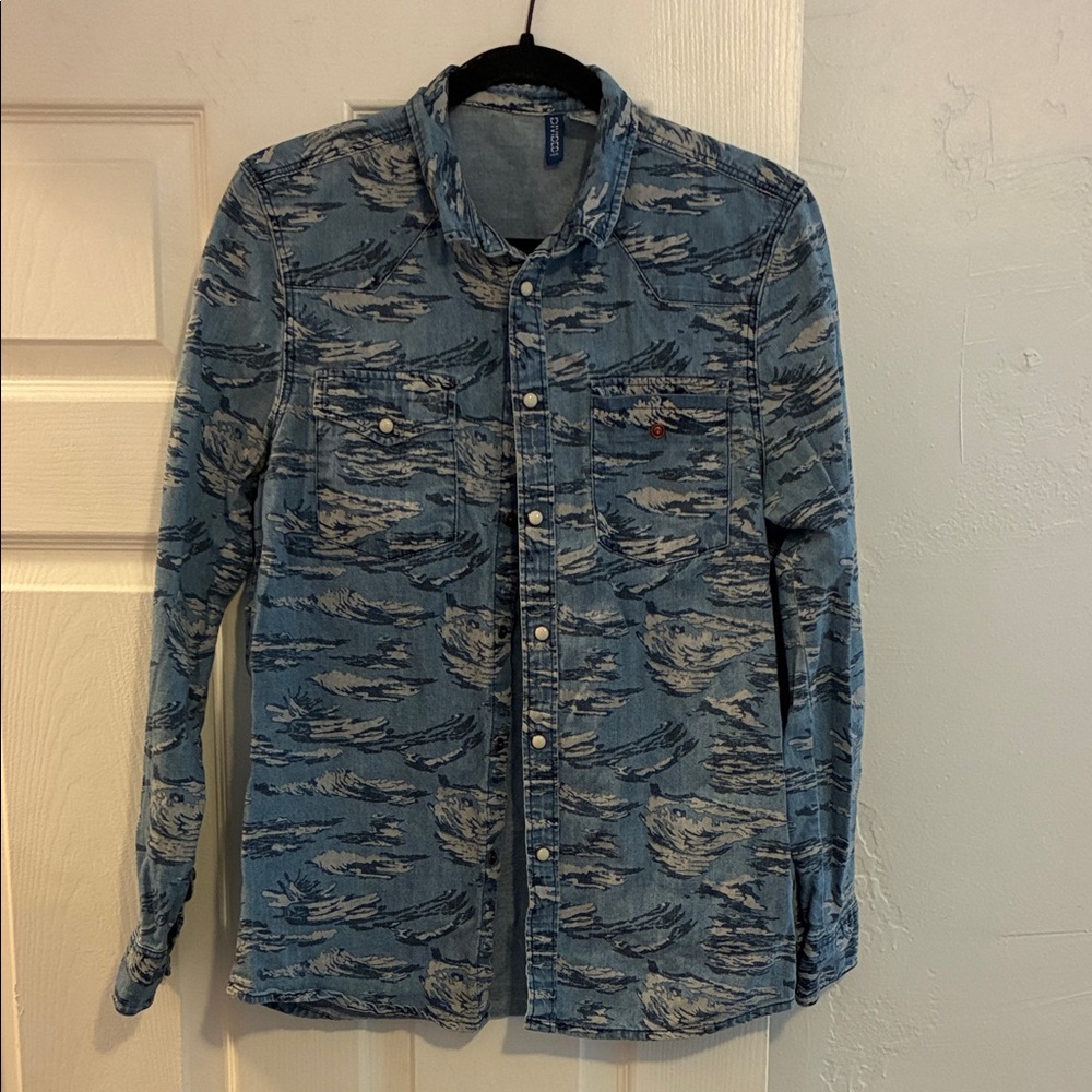 H&M Blue Camouflage Button Down Shirt